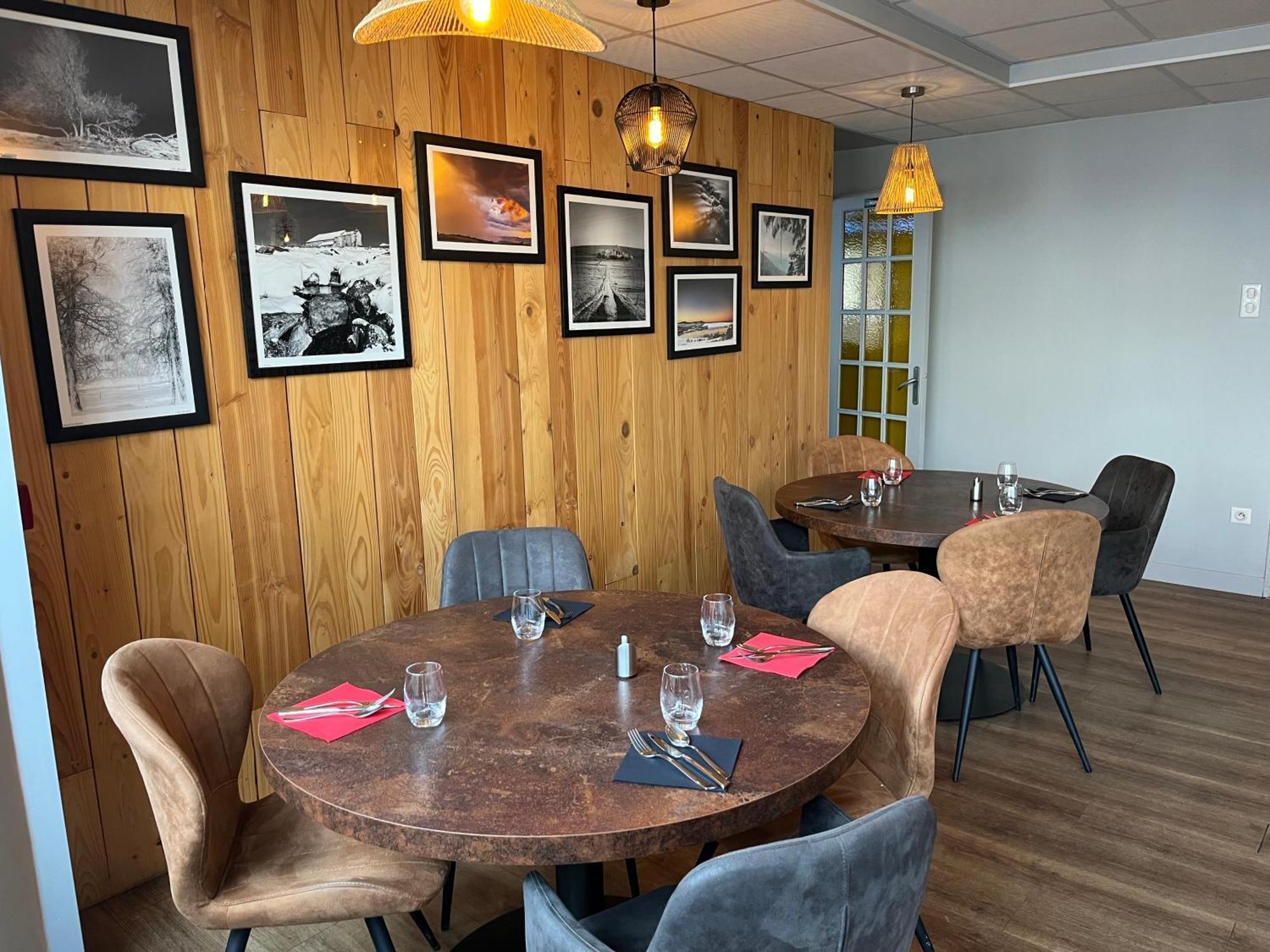 Logis Hotel Restaurant Des Voyageurs Saint-Paulien Luaran gambar